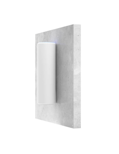 Ubiquiti UniFi Indoor/Outdoor 4x4 WiFi 6 Access Point Mesh