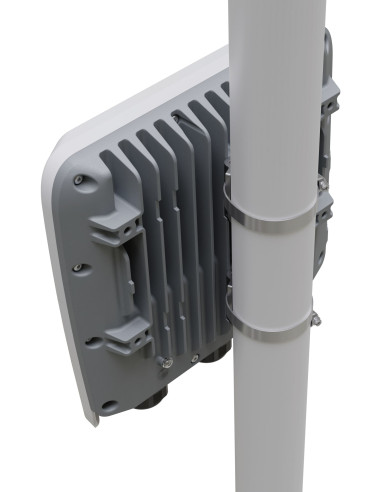 MikroTik RB5009UPr+S+OUT | MikroTik RB5009UPr+S+OUT PoE-in/out  2.5G Ethernet 10G SFP+ 3.0 USB DDR4 RAM 1GB NAND IP66 Waterproof