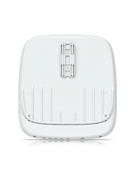 SM-SP-40|Ubiquiti SM-SP-40 SunMAX 24V Smart Solar MPPT Controller & 4-Port PoE Switch 7A Charger 40W Output Weather Prediction|W